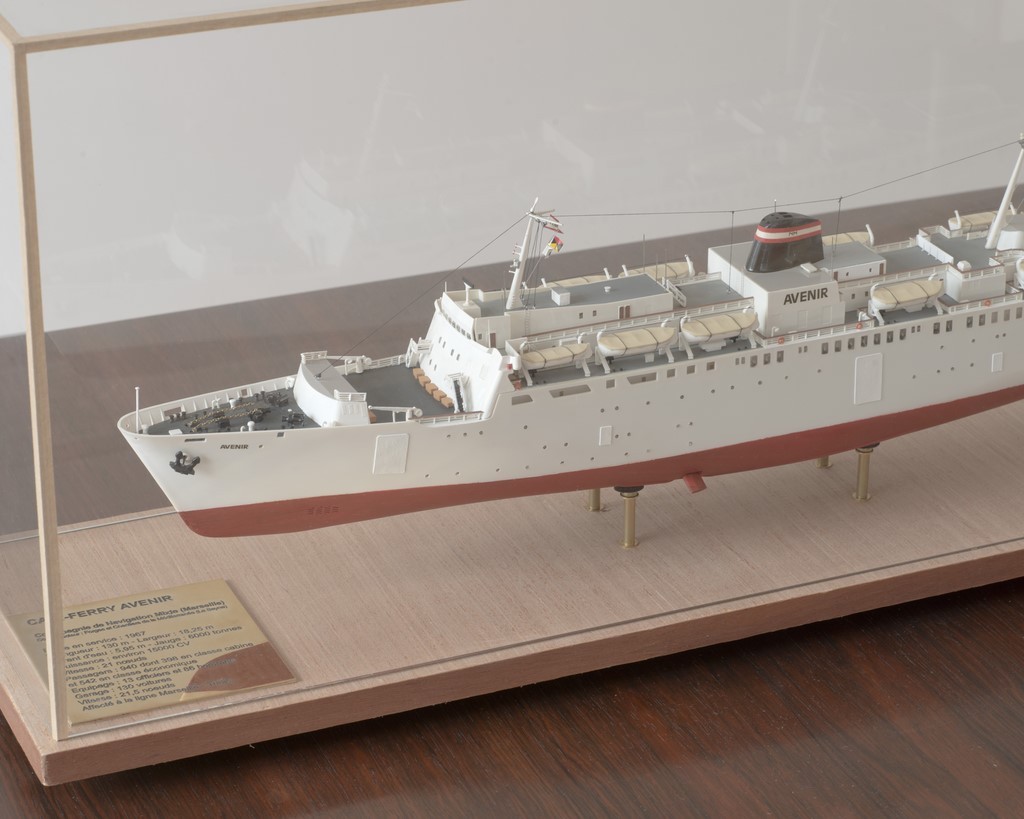 Maquette du car-ferry Avenir - vue tribord