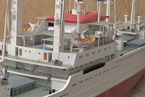 maquette du cargo Cap San Diego au1/100e