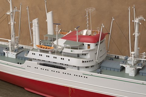 maquette du cargo Cap San Diego au1/100e