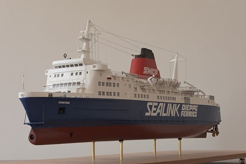 Chartres de tribord, maquette du ferry de la SNCF en opération à Dieppe