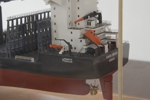 Maquette du porte-conteneur Hansa Limburg