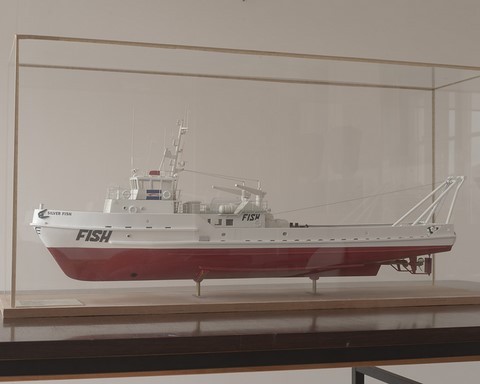 Silver Fish, navire de support pour les plate-formes pétrolières