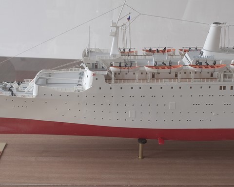 Maquette du paquebot Renaissance