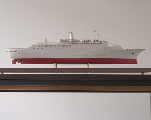 Maquette du paquebot Renaissance