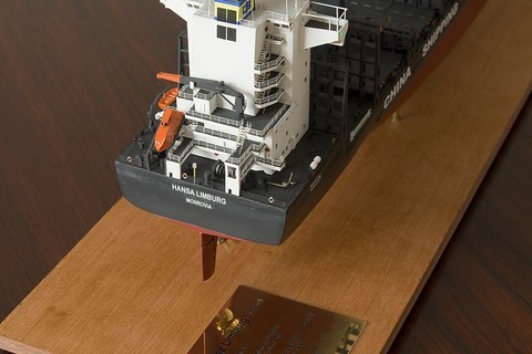 Maquette du porte-conteneur Hansa Limburg
