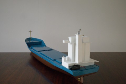 Porte-conteneur bleu RC