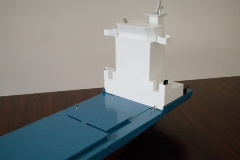 Porte-conteneur bleu RC