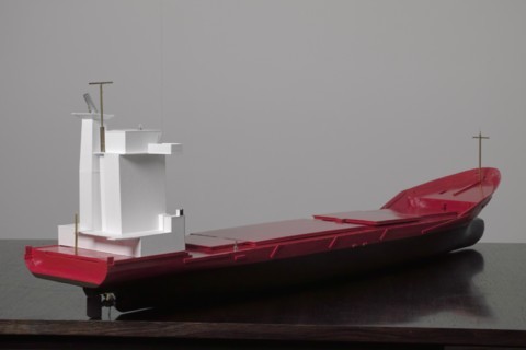 Porte-conteneur RC rouge